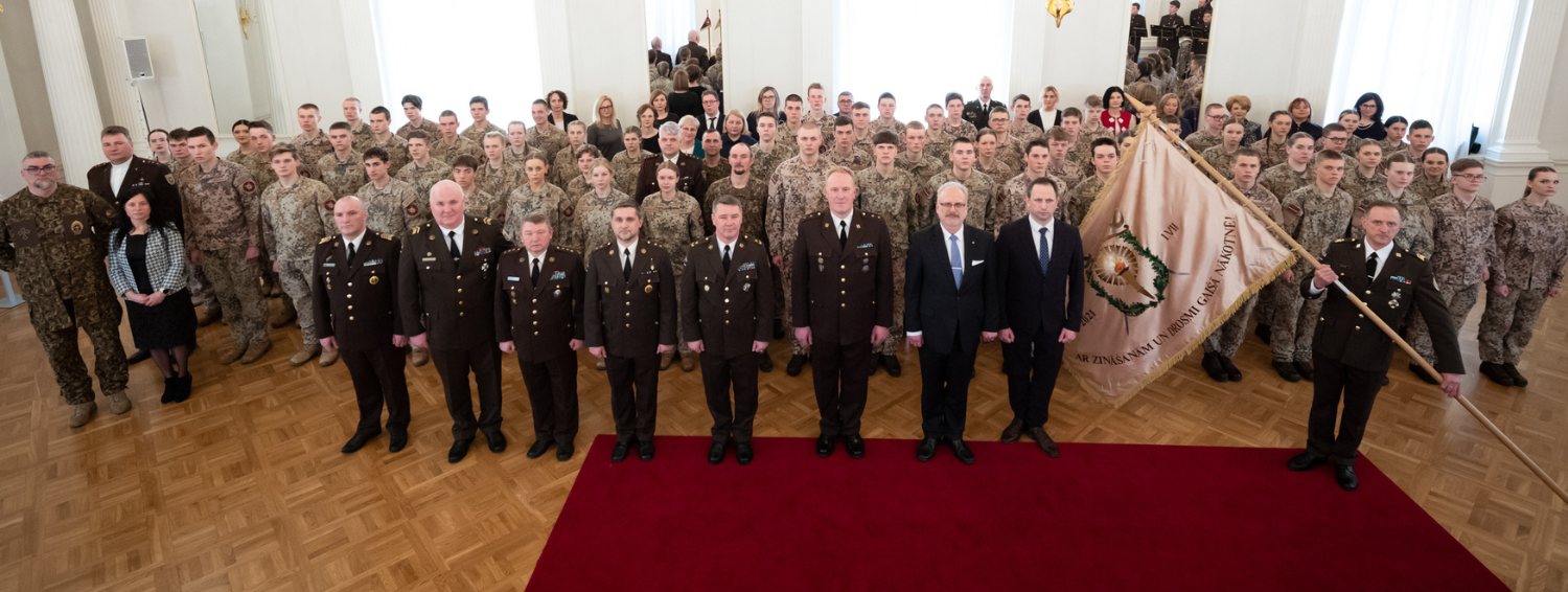 Svinīgās ceremonija dalībnieku kopbilde